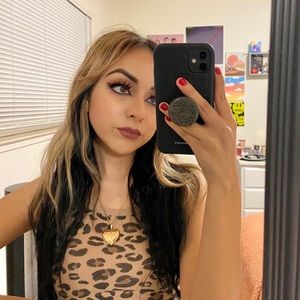 Meet your Posher, Ang